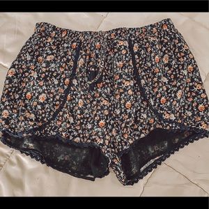 AMERICAN EAGLES SHORTS